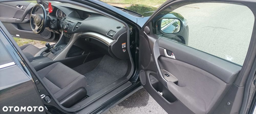 Honda Accord 2.0 Comfort - 26