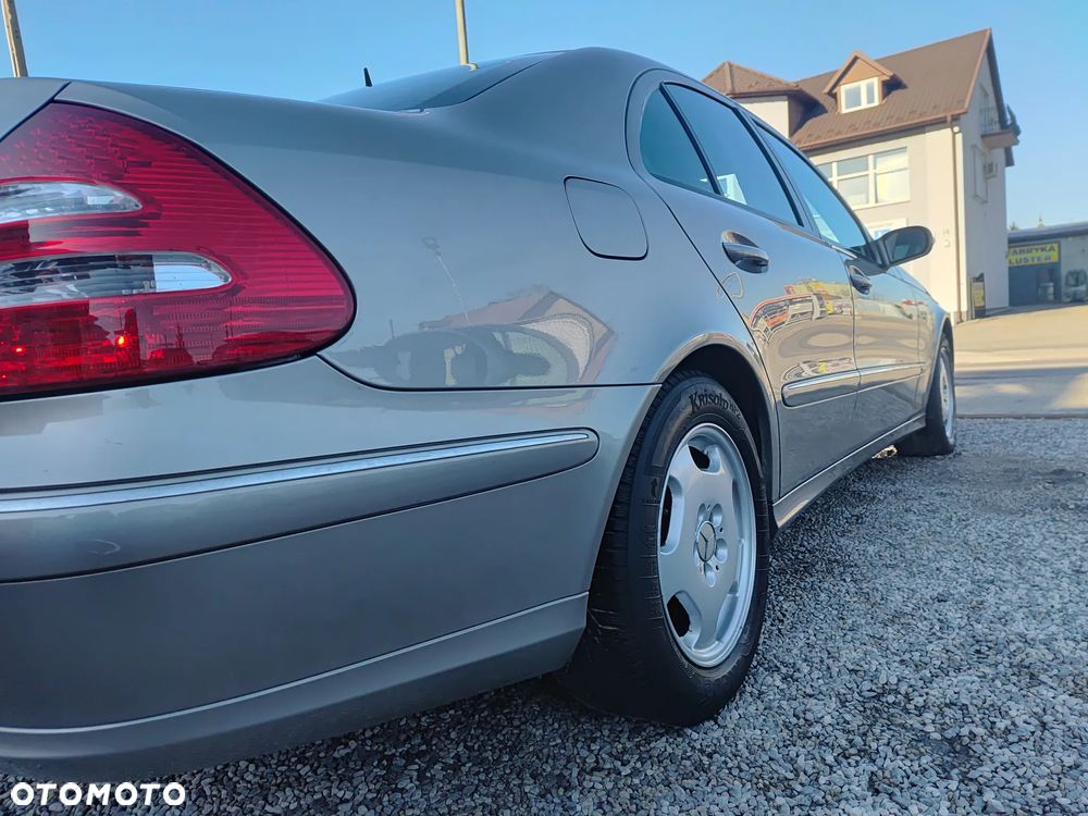 Mercedes-Benz Klasa E 220 CDI Automatik Avantgarde - 11