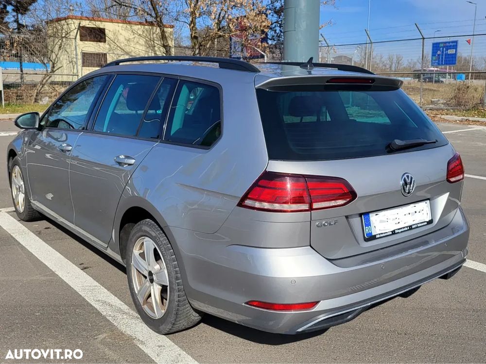 Volkswagen Golf 2.0 TDI (BlueMotion Technology) DSG Comfortline - 8