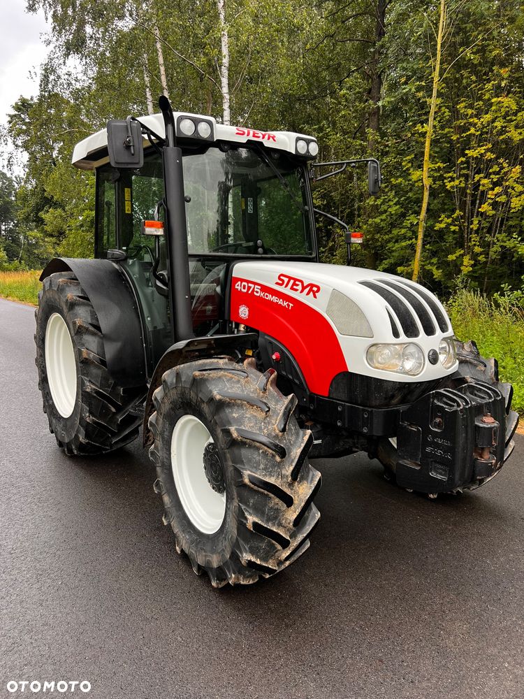 Steyr Kompakt 4075 - 2