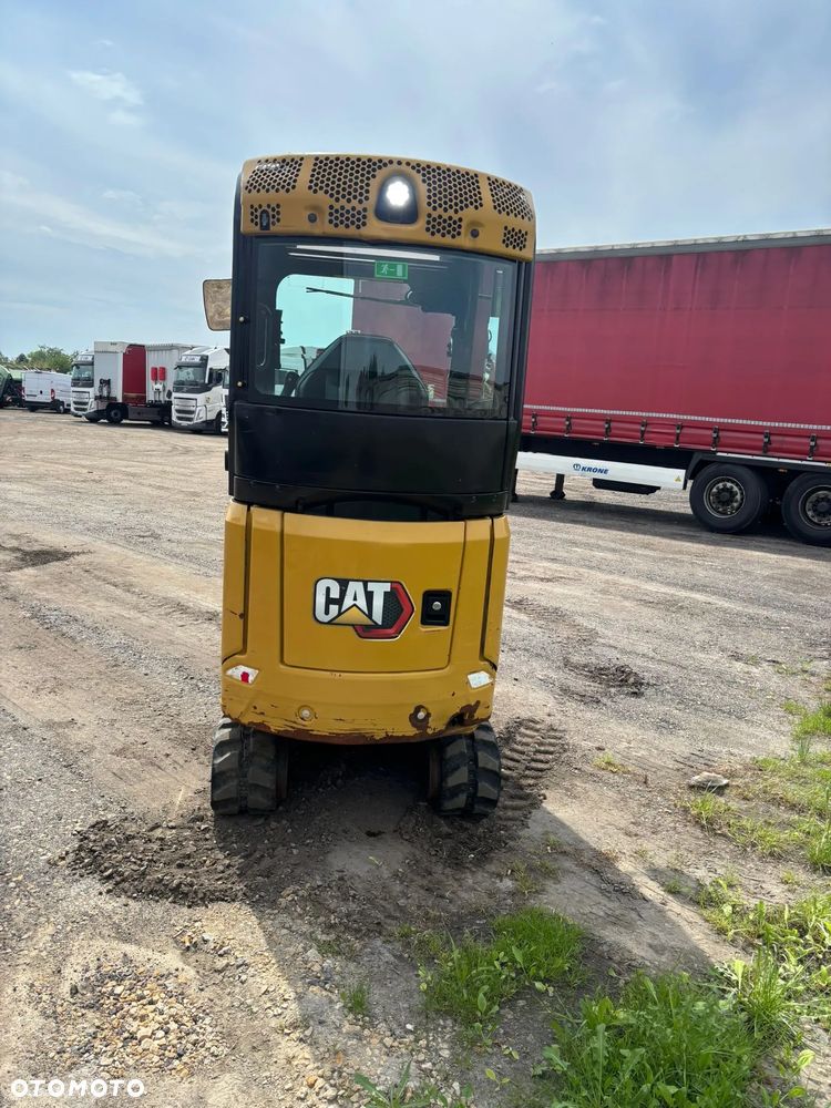 Caterpillar 301.8 - 4