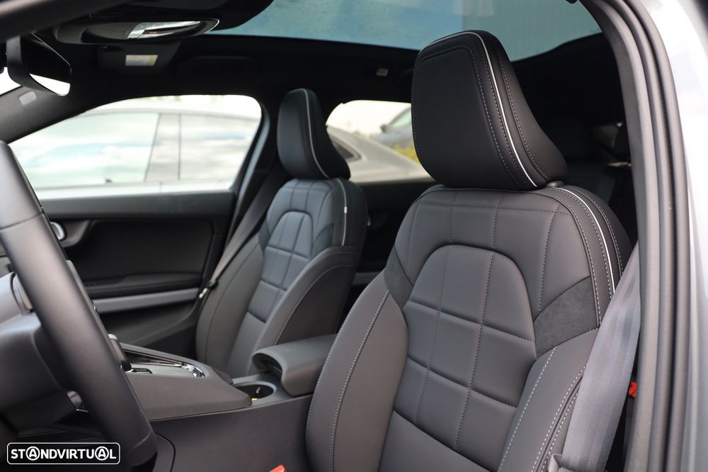 Polestar 2 2026 photo 5