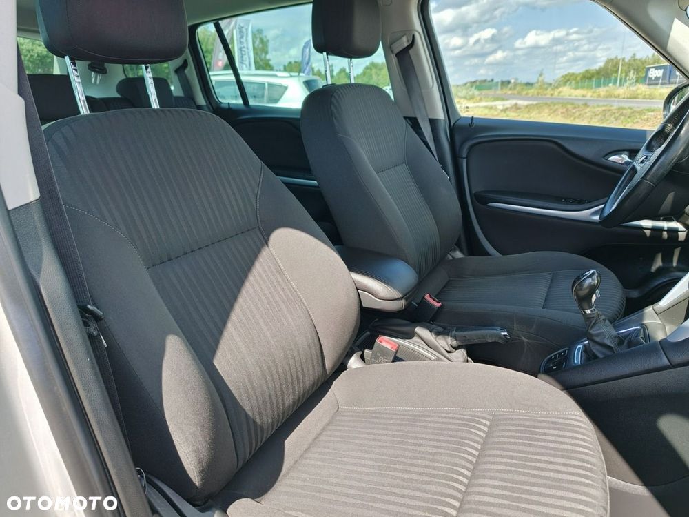 Opel Zafira - 21
