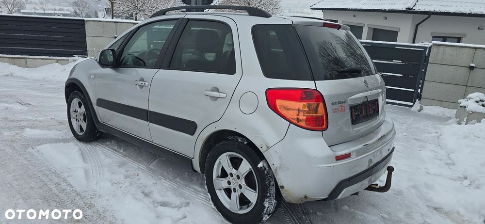 Suzuki SX4 2.0 DDiS 4x4 Style - 16