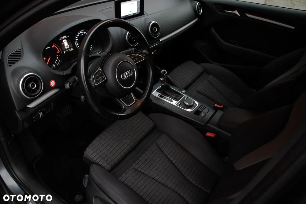 Audi A3 Sportback 1.6 TDI (clean diesel) S tronic S line Sportpaket - 19