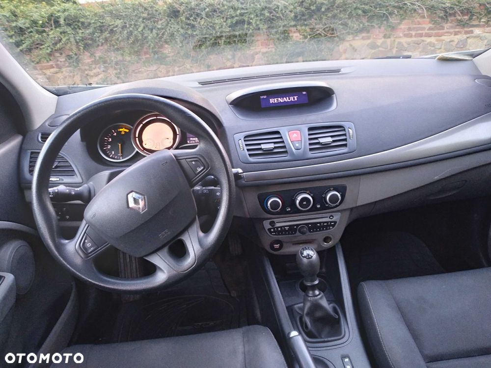 Renault Megane - 5