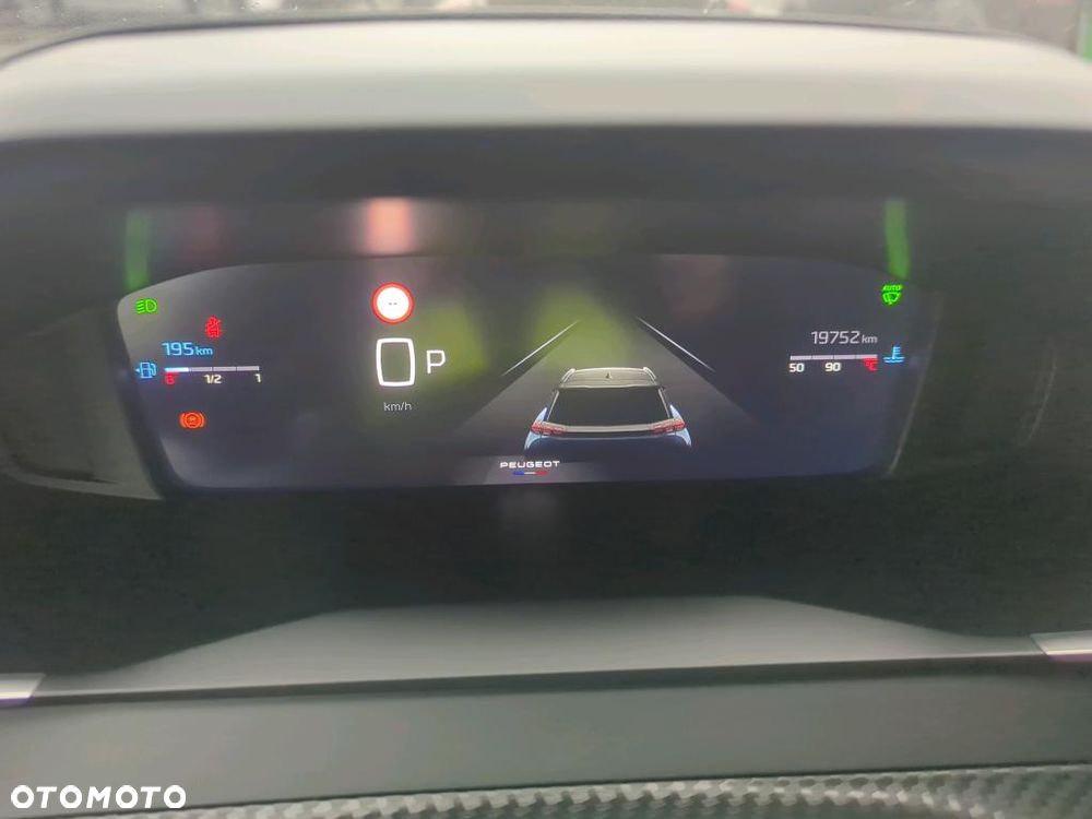 Peugeot 2008 PureTech 130 Allure S&S EAT8 - 5