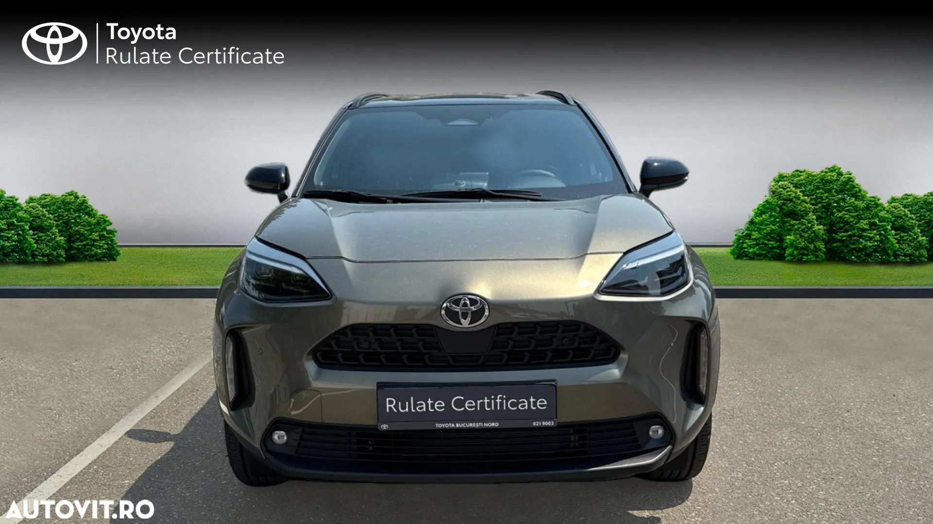Toyota Yaris Cross 1.5 VVT-i HSD 4x4 Dynamic - 3