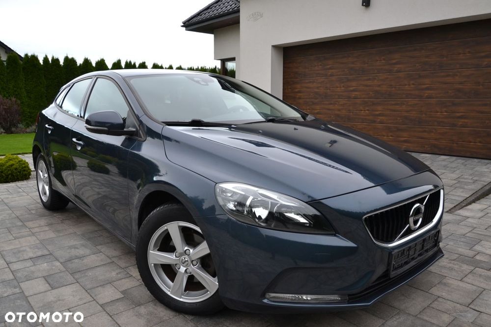 Volvo V40 D2 Drive-E SCR Momentum - 4