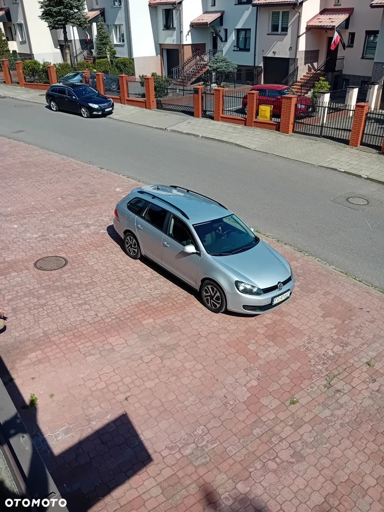 Volkswagen Golf VI 1.6 TDI Comfortline - 13