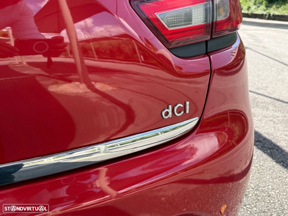 Renault Clio - 16