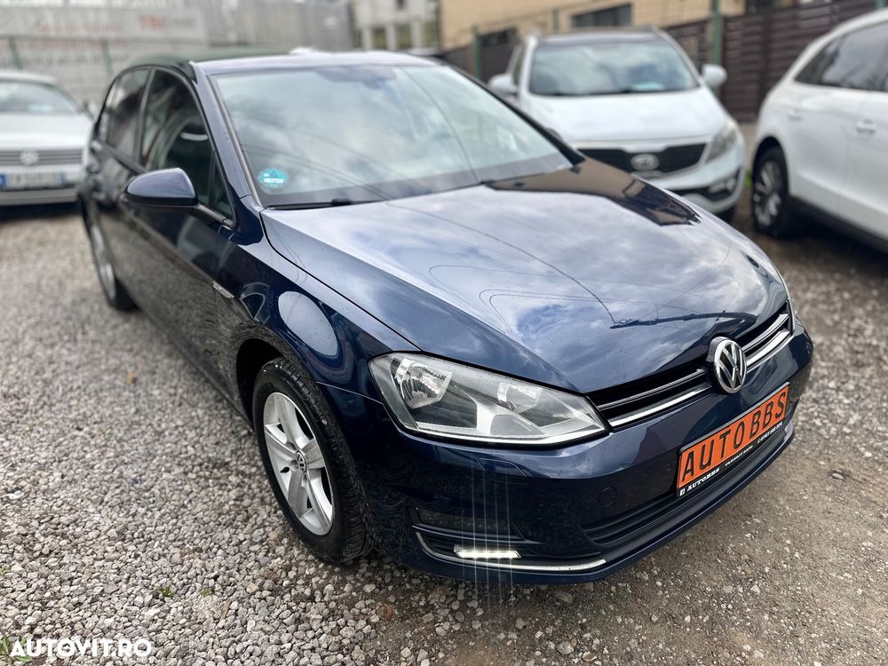 Volkswagen Golf 1.6 TDI BlueMotion Technology DSG Trendline - 4