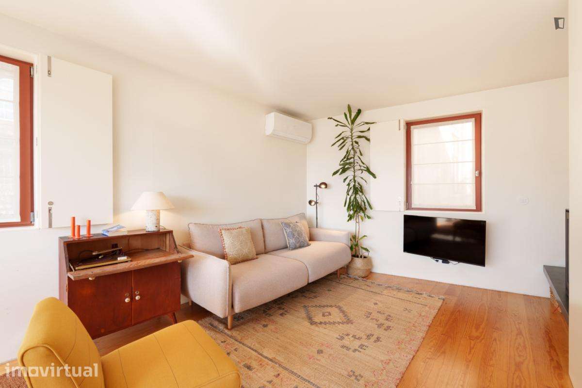 Apartamento com 3 quartos - localizado em Miragaia Porto - Grande imagem: 2/43