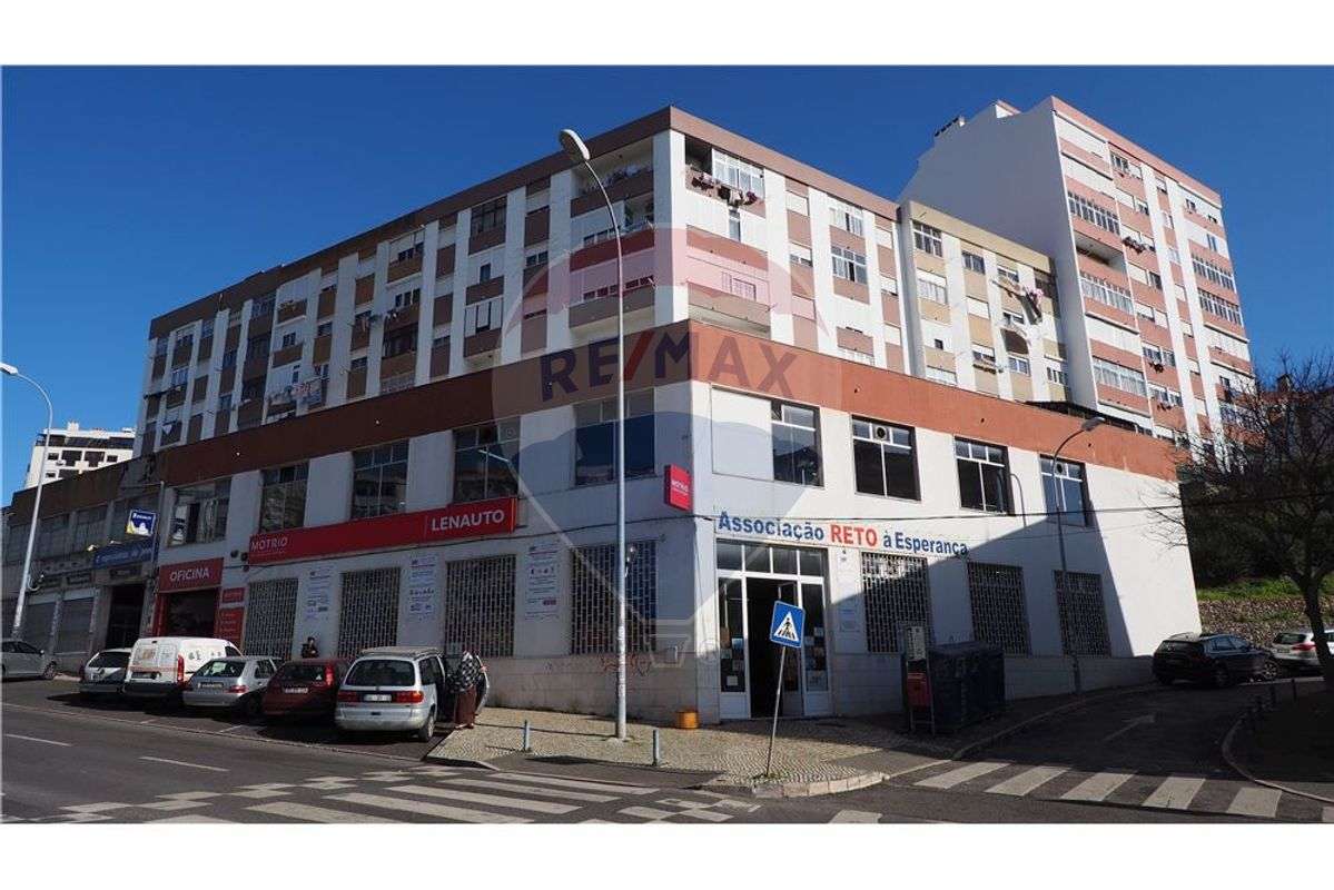 Armazém T0 para venda - Grande imagem: 2/8