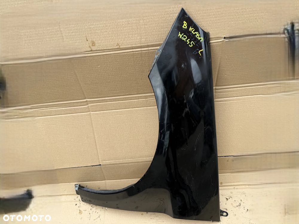 Błotnik lewy Mercedes B-Klasa W245 OE - 1