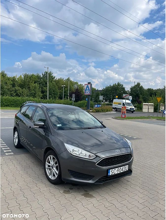 Ford Focus 1.6 Trend - 1