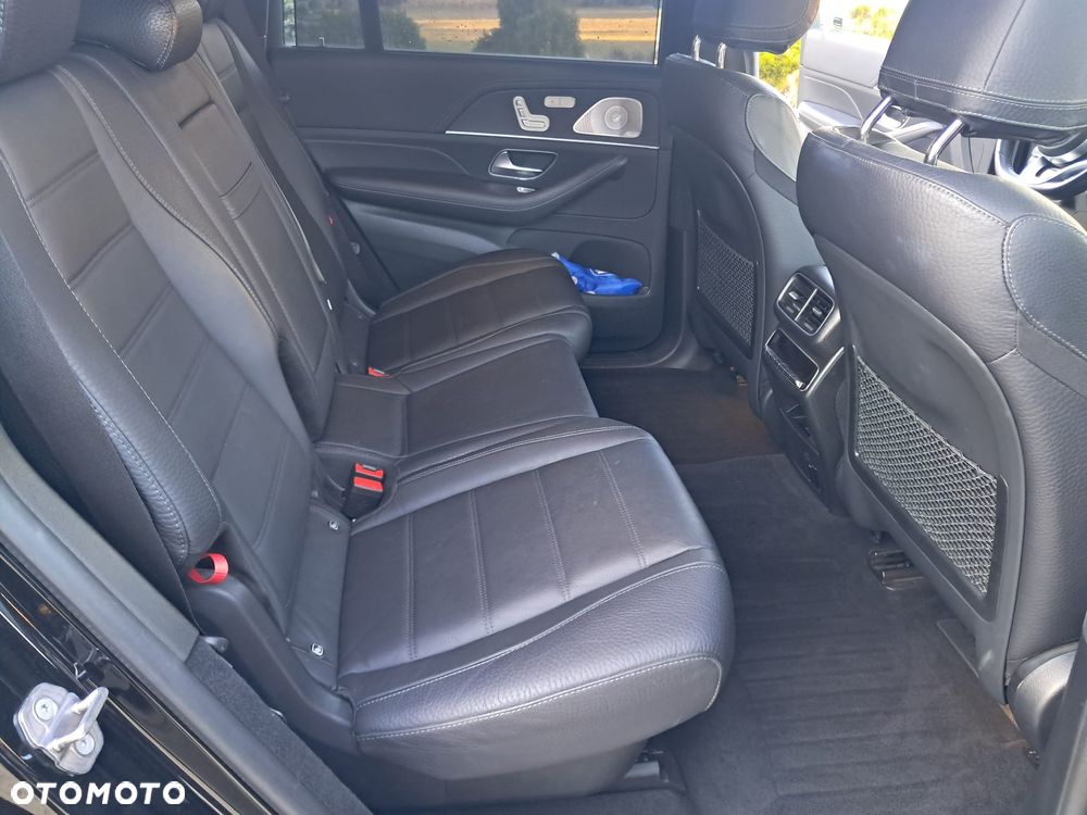 Mercedes-Benz GLS - 13