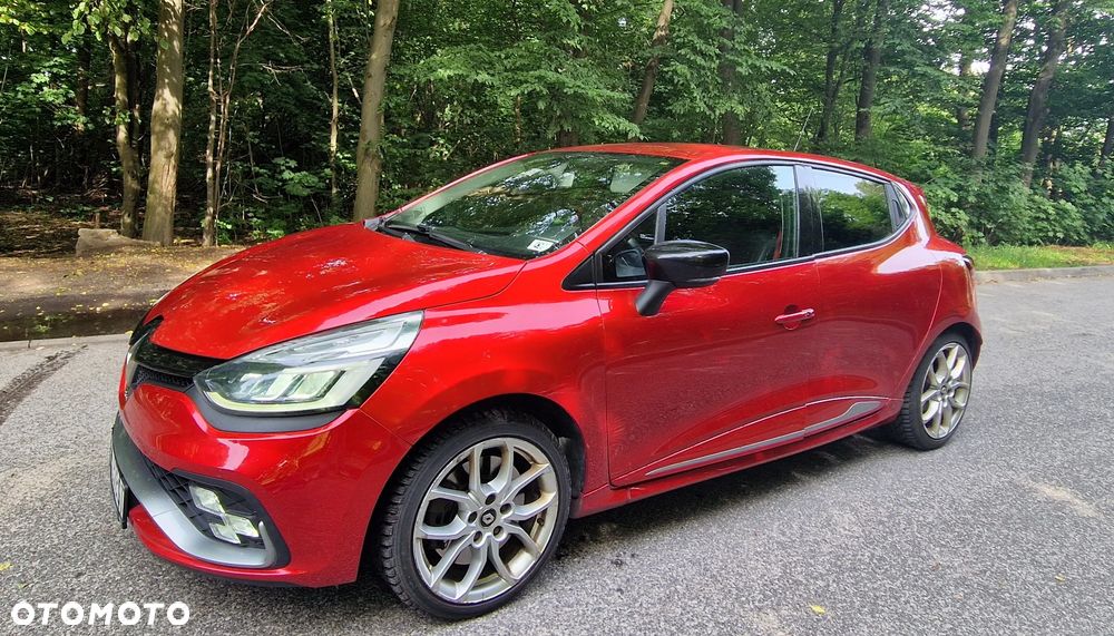 Renault Clio - 9