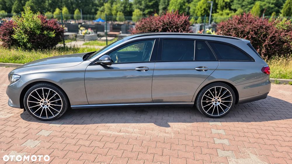 Mercedes-Benz Klasa E 220 d 9G-TRONIC - 5