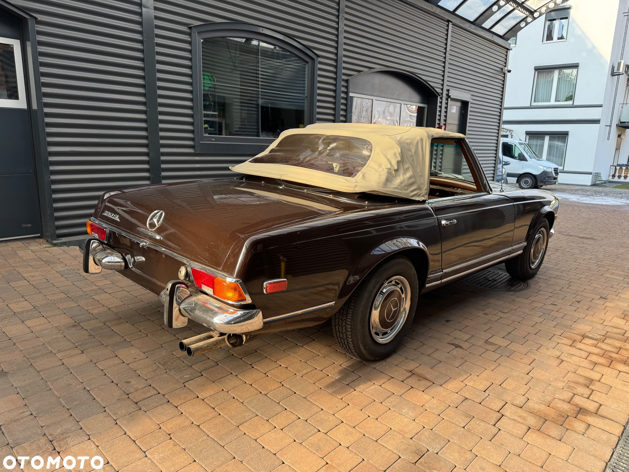 Mercedes-Benz SL - 21