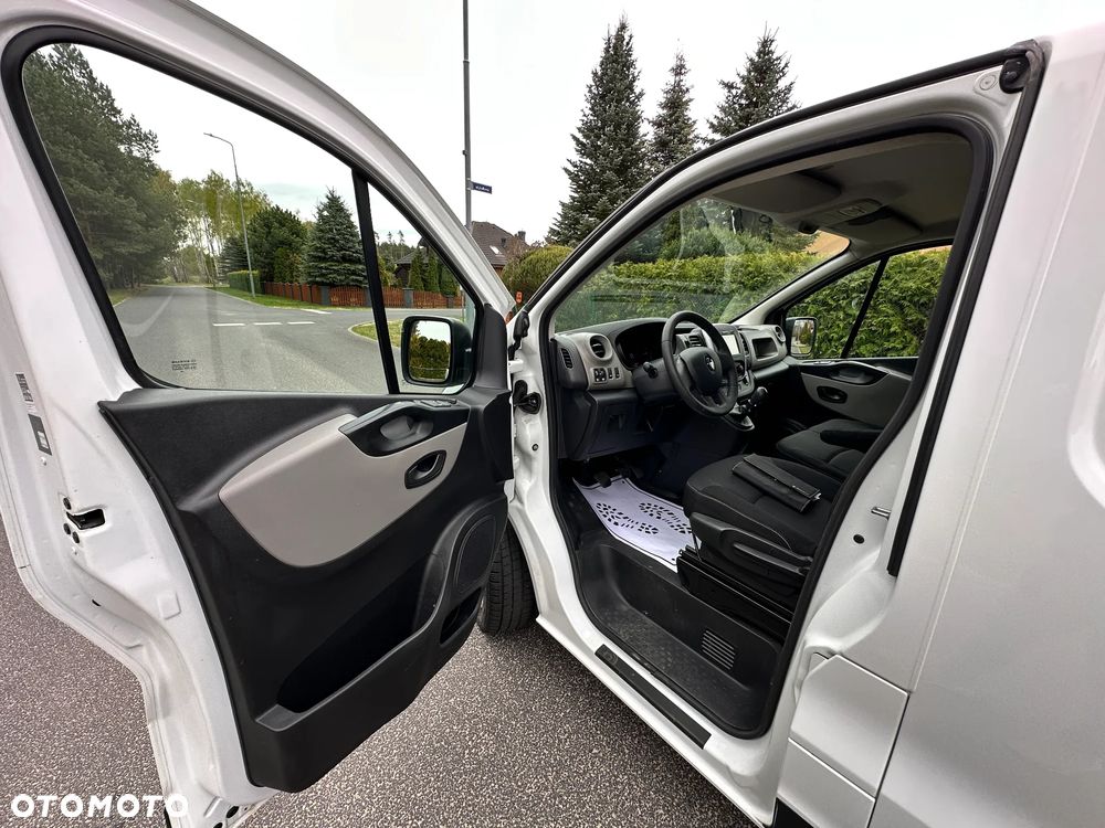 Renault Trafic - 18