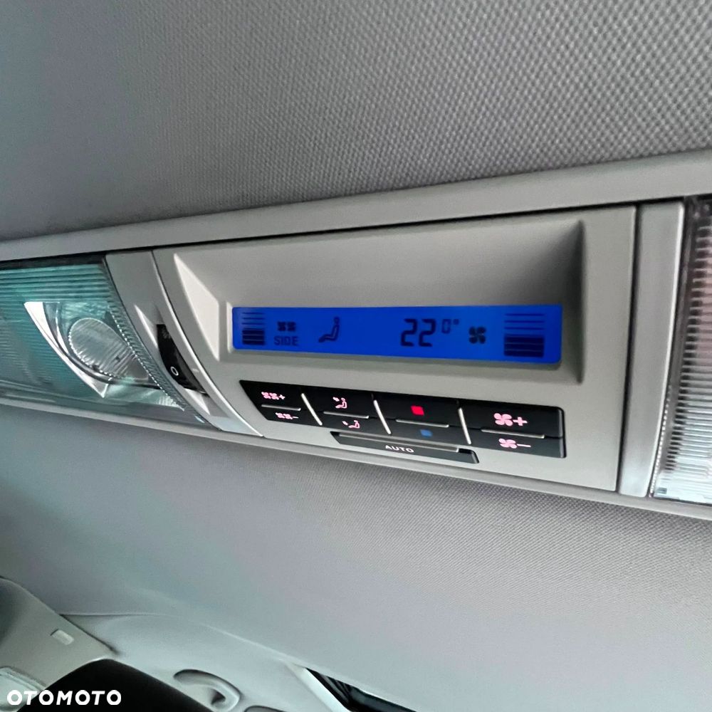 Volkswagen Multivan L1 Highline - 22