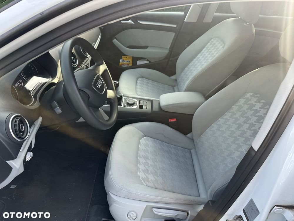 Audi A3 Sportback - 9