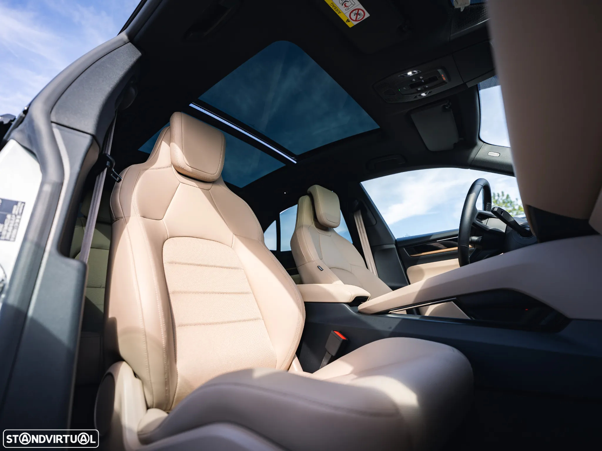 Porsche Macan Electric 4 - 23