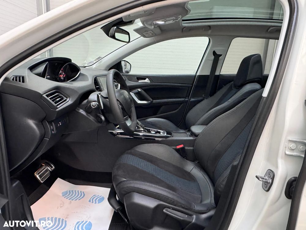 Peugeot 308 PureTech 130 GPF EAT8 Stop & Start Tech Edition - 5