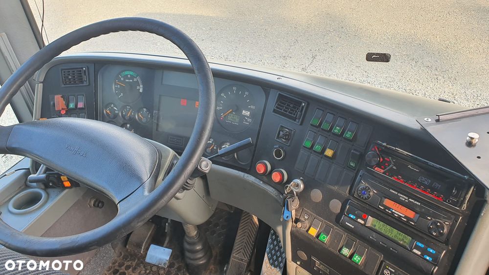 Van Hool 915SC2 - 6