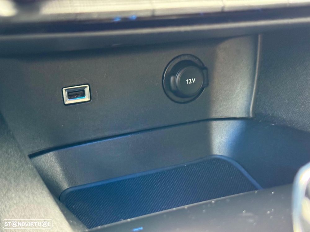 Peugeot 3008 1.2 PureTech GT Line EAT8 - 51