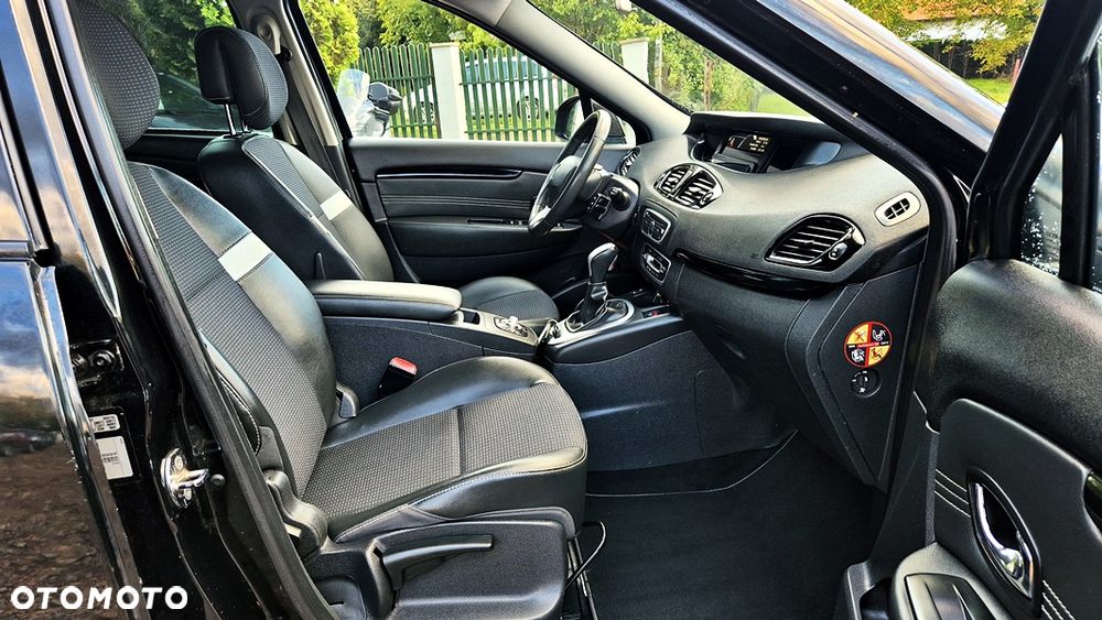 Renault Grand Scenic 2.0 16V 140 CVT Bose Edition - 36
