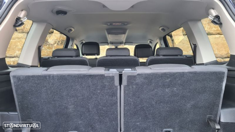 VW Touran 1.6 TDI Confortline DSG - 49
