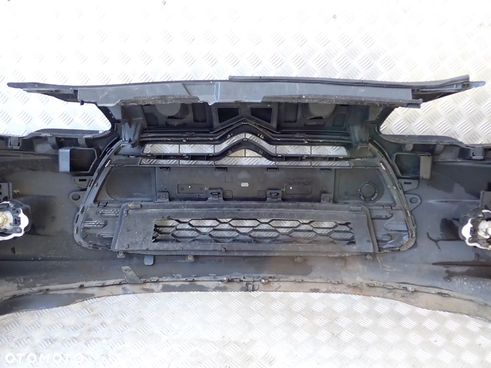 ZDERZAK PRZEDNI CITROEN DS3 9687534777 - 9