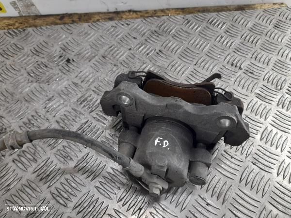 Pinça Travao Frente Dto Opel Astra H Três Volumes (A04) - 5