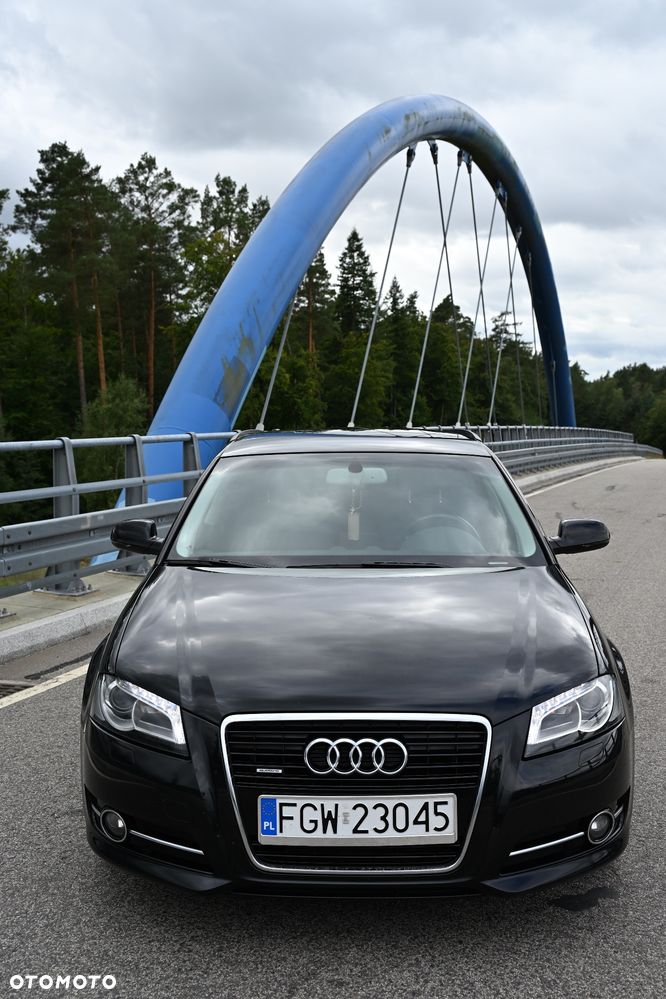 Audi A3 Sportback - 2