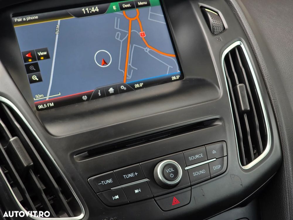 Ford Focus 1.5 TDCi DPF Start-Stopp-System Titanium - 9