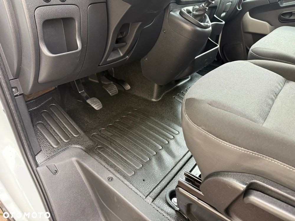 Renault Master Skrzyniowy - 12