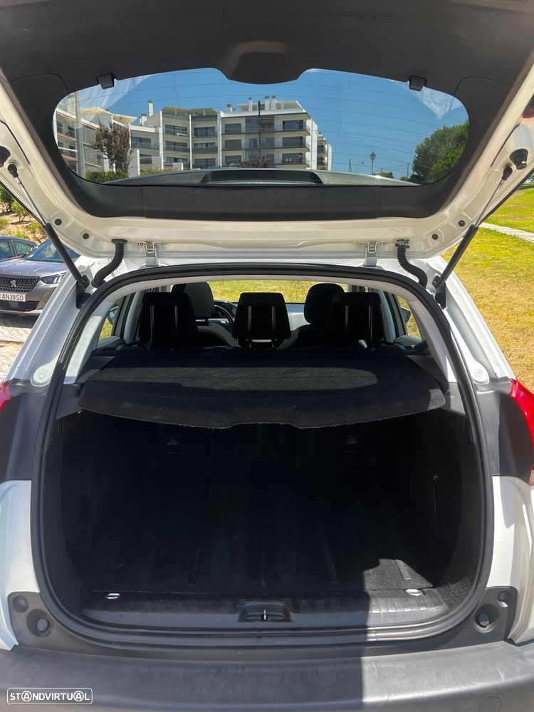 Peugeot 2008 PureTech 82 Style - 16
