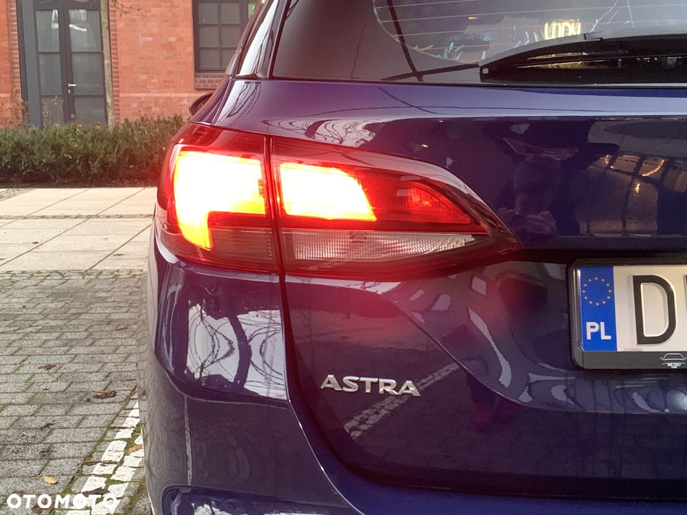 Opel Astra 1.6 CDTI Enjoy - 16