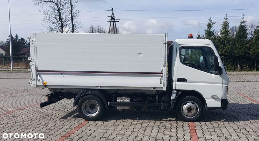 Mitsubishi FUSO CANTER - 6