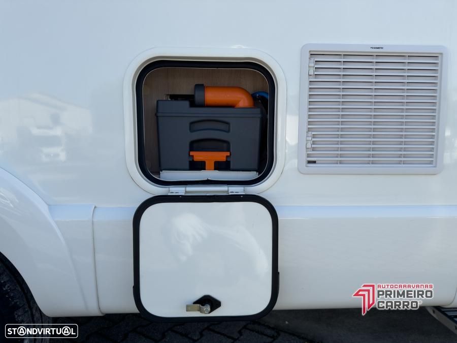 Rapido Serie 8F 880F cama central e basculante - 38