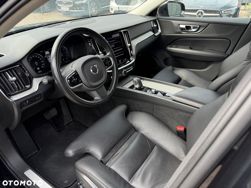 Volvo V60 Cross Country B4 D AWD Geartronic Pro - 21