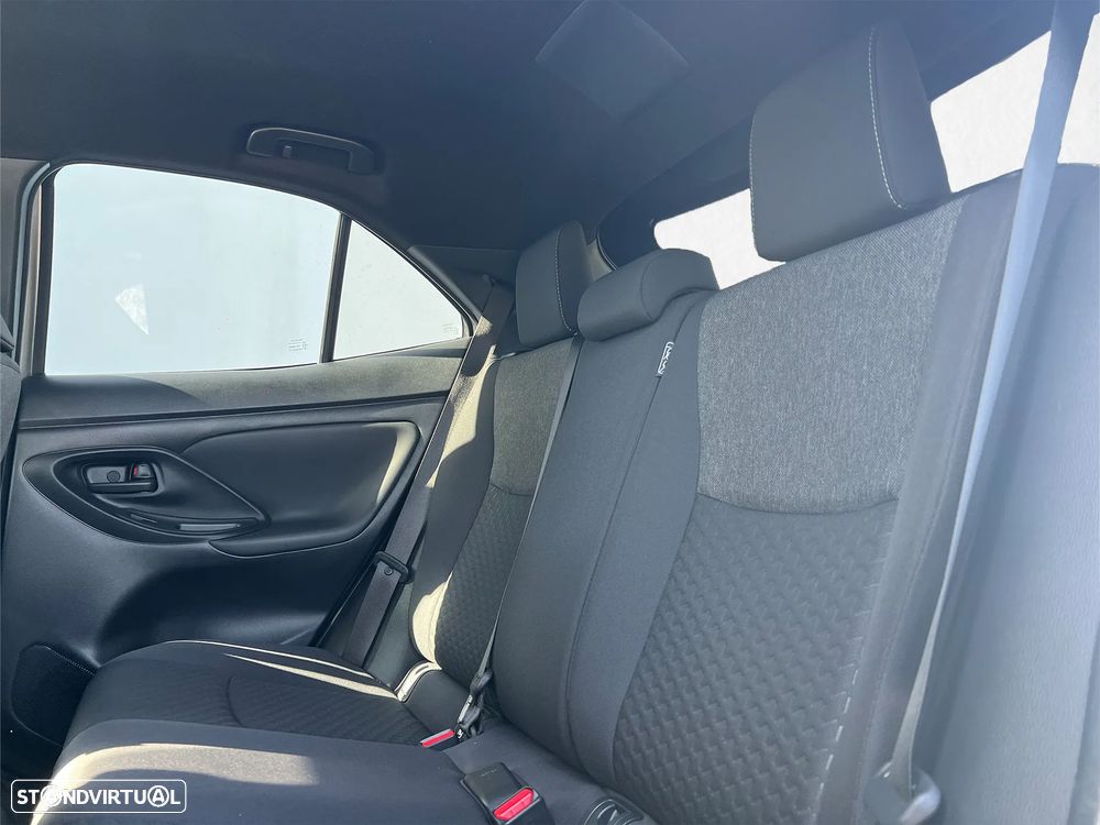 Toyota Yaris Cross 1.5 HDF Square Collection - 16