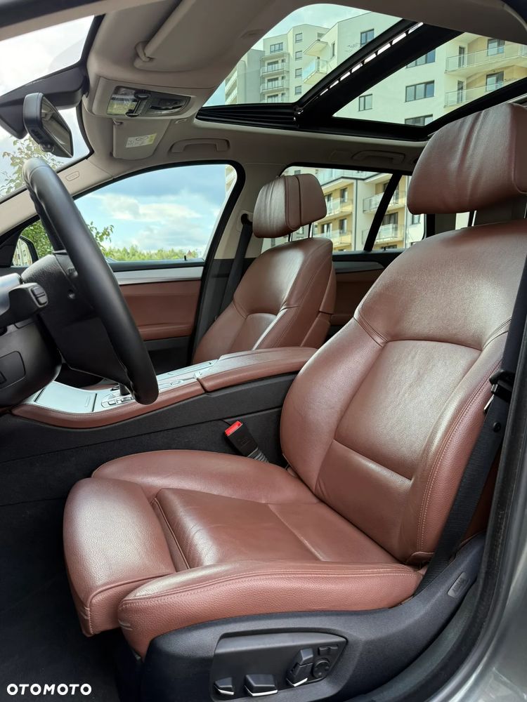 BMW Seria 5 525d Luxury Line - 20