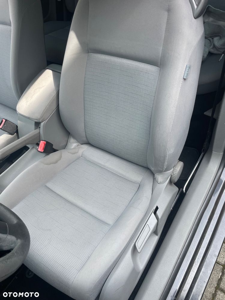 Volkswagen Golf 1.9 TDI Comfortline - 17