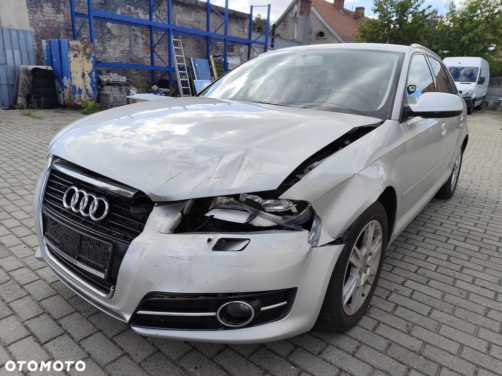 Audi A3 Sportback 1.4 TFSI Ambiente - 25