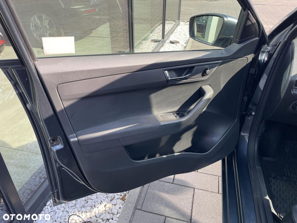 Skoda Fabia 1.0 TSI Ambition - 10