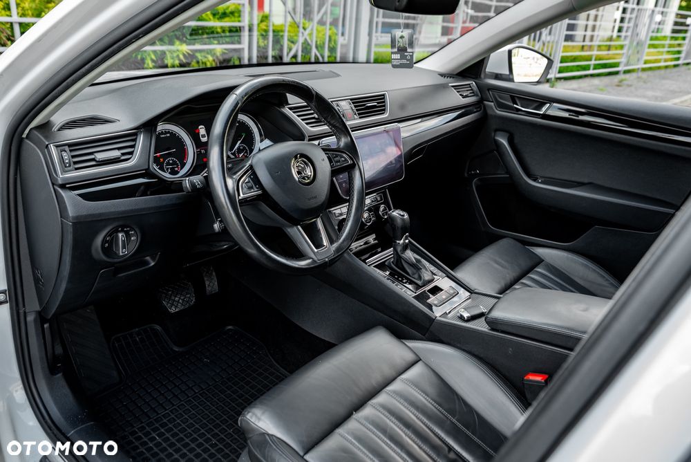 Skoda Superb 2.0 TDI 4x4 DSG L&K - 16
