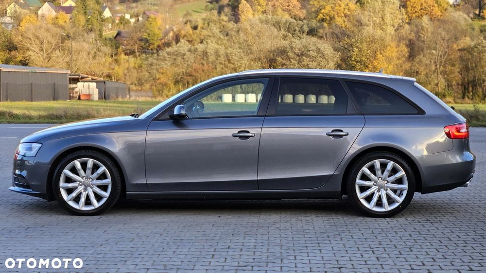 Audi A4 Avant 2.0 TDI DPF clean diesel quattro S tronic Ambiente - 11